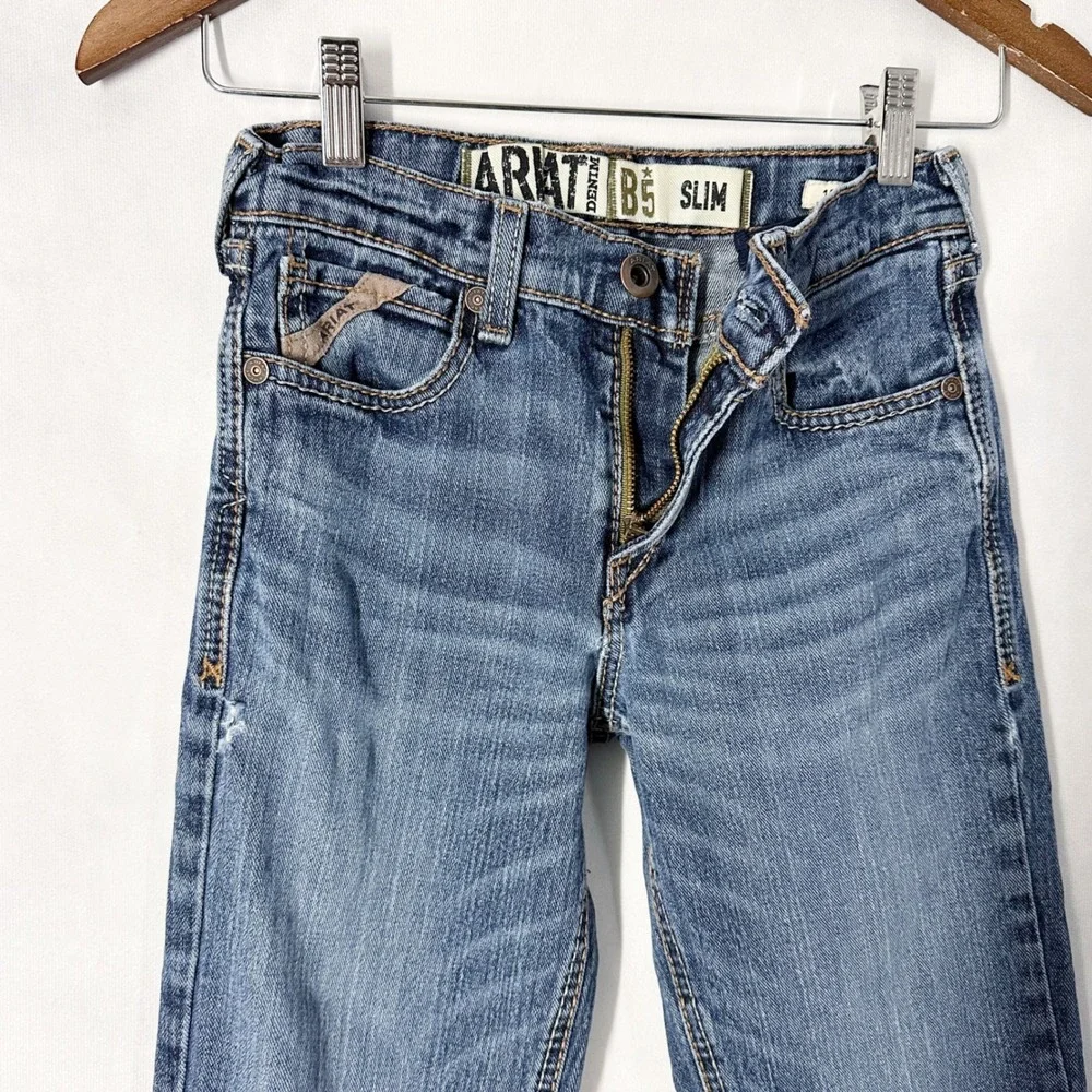 Ariat this awesome